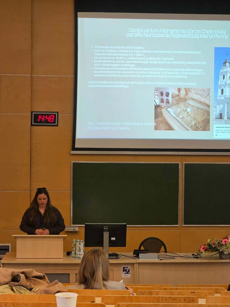 Karina Woźniak referuje 